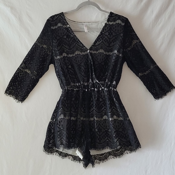 XHILARATION ROMPER - Picture 1 of 3
